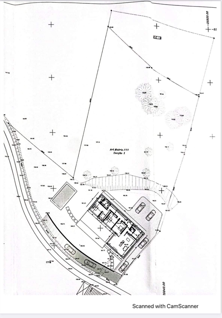 Terreno com Licença de Construção p/ Moradia Térrea!! 2 / 5